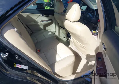 2012 Toyota Camry Xle z USA, uszkodzony, nr VIN 4T1BF1FK7CU020101